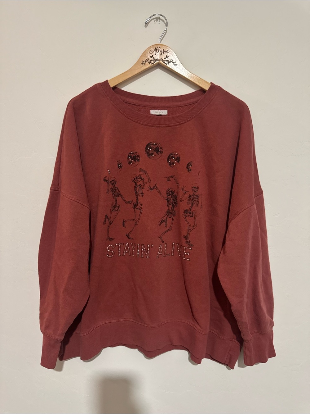 Maurice’s Size 3X Stayin Alive Halloween Skeleton Sweatshirt Mauve Maroon